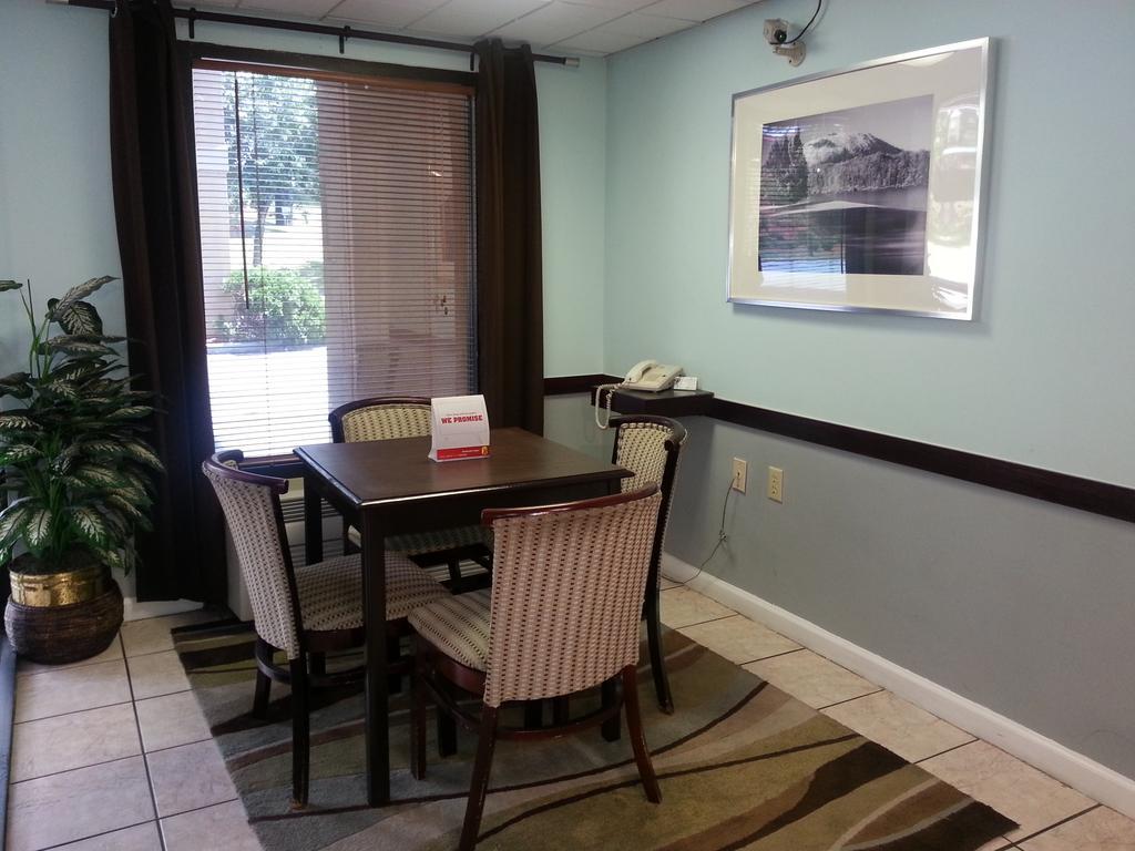 Motel Super 8 By Wyndham Decatur/Lithonia/Atl Area Exterior foto